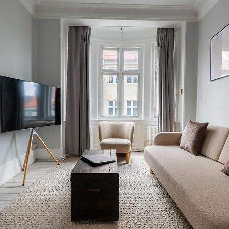Super Central 2Br Apartment In Old Town โคเปนเฮเกน ภายนอก รูปภาพ
