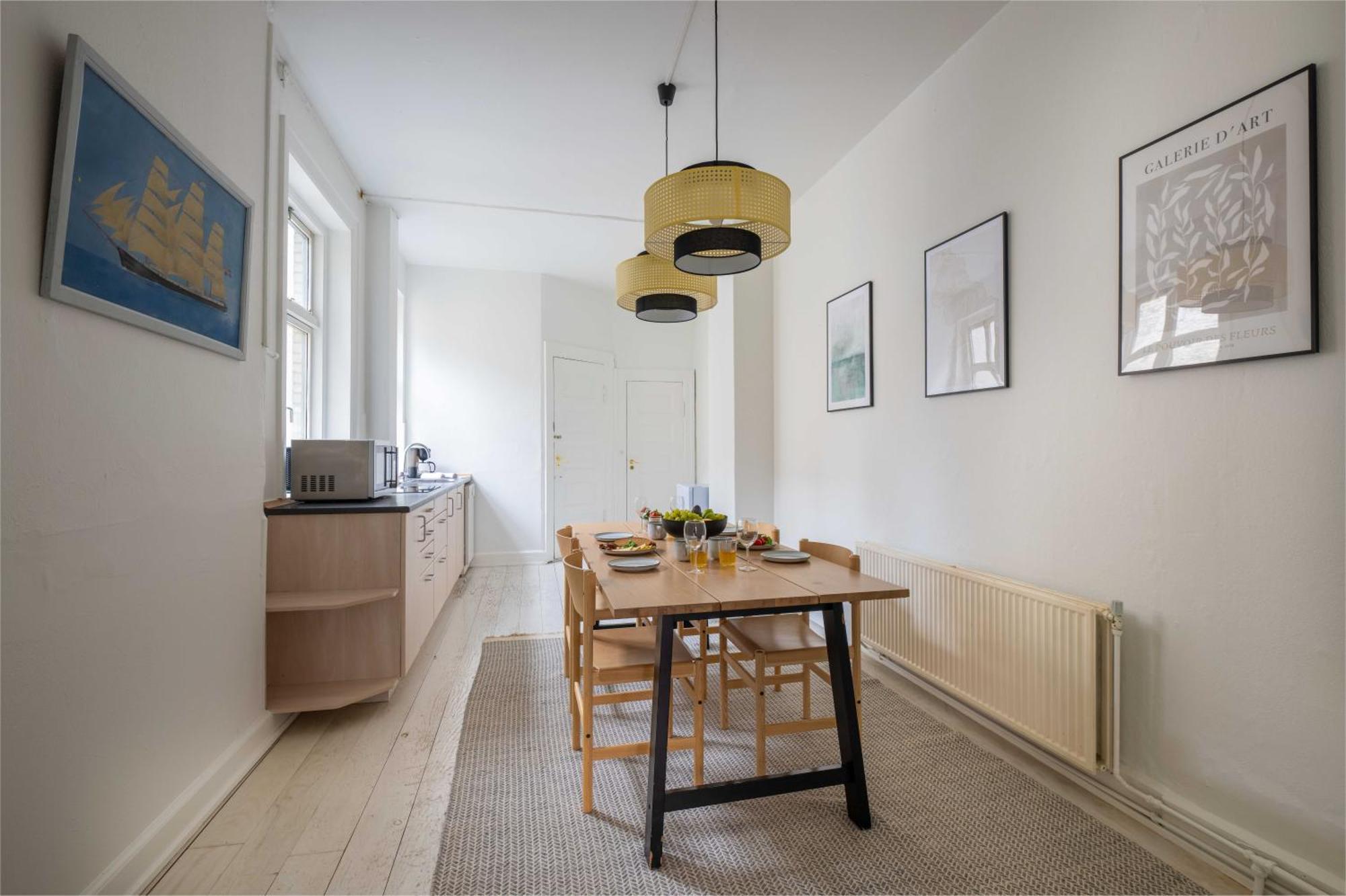 Super Central 2Br Apartment In Old Town โคเปนเฮเกน ภายนอก รูปภาพ